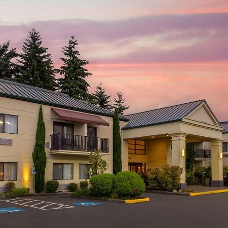 Отель Best Western Plus Plaza By The Green Кент Экстерьер фото