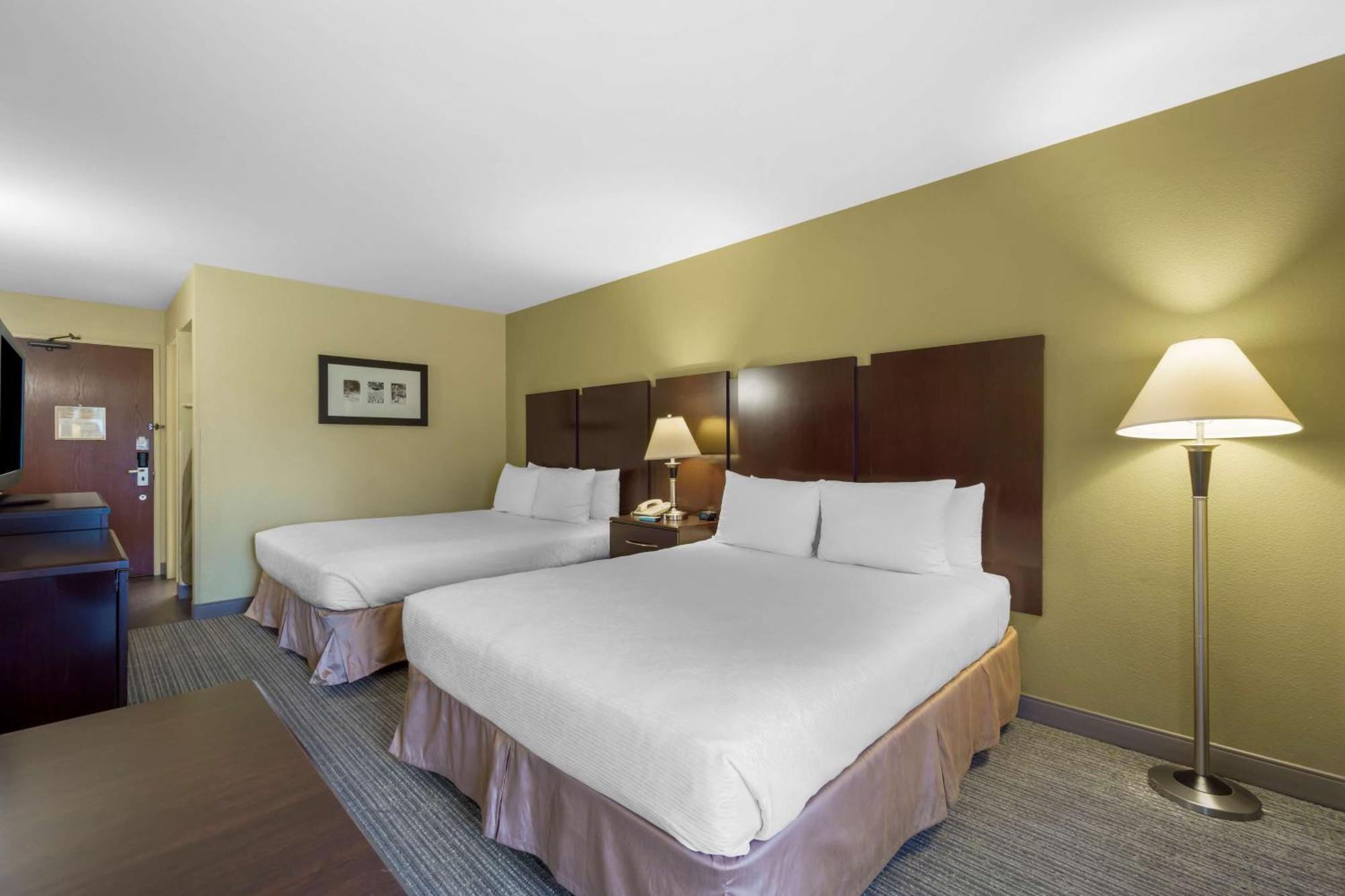 Отель Best Western Plus Plaza By The Green Кент Экстерьер фото